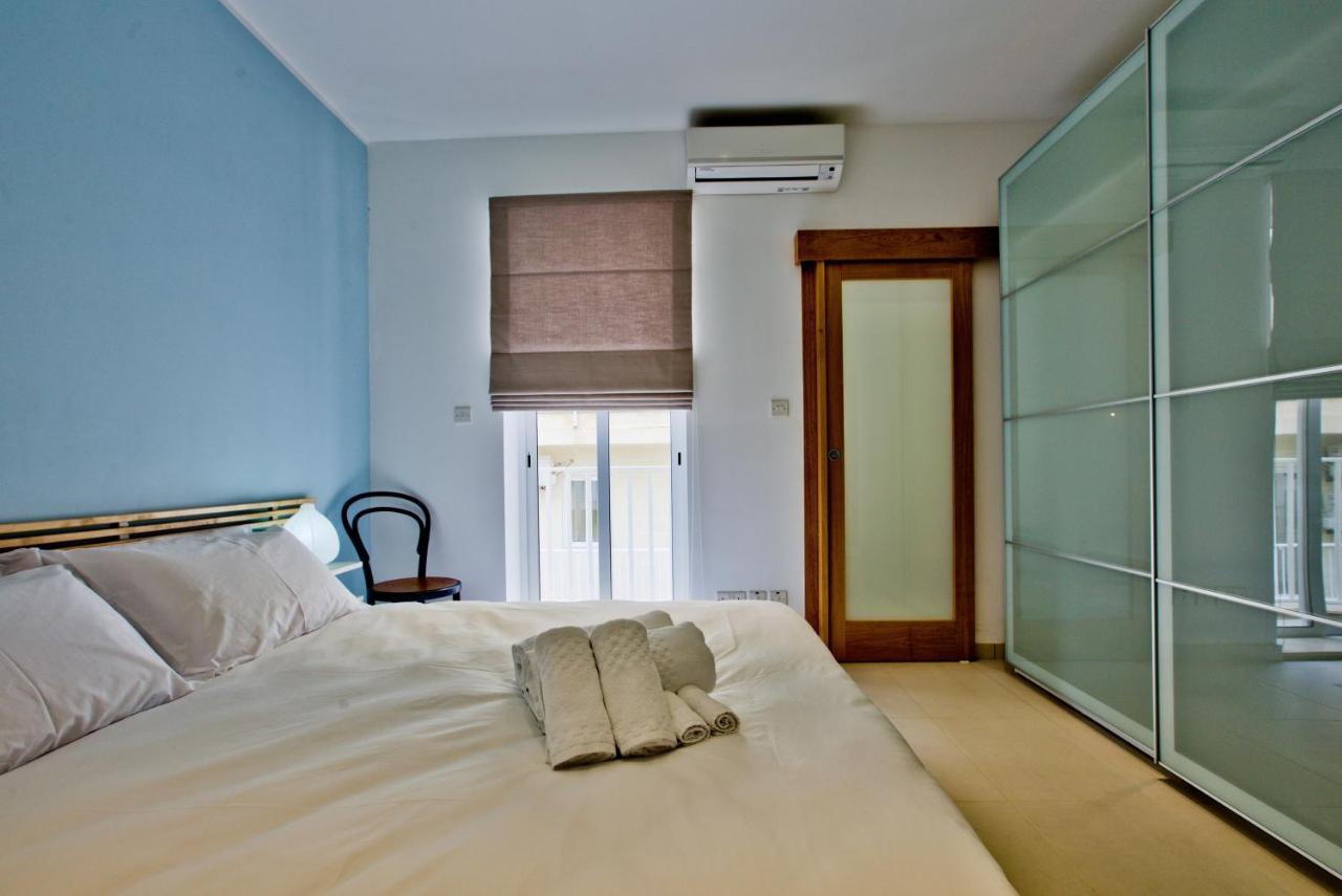 Bright And Central 2 Bedroom Apartment In Слима Экстерьер фото