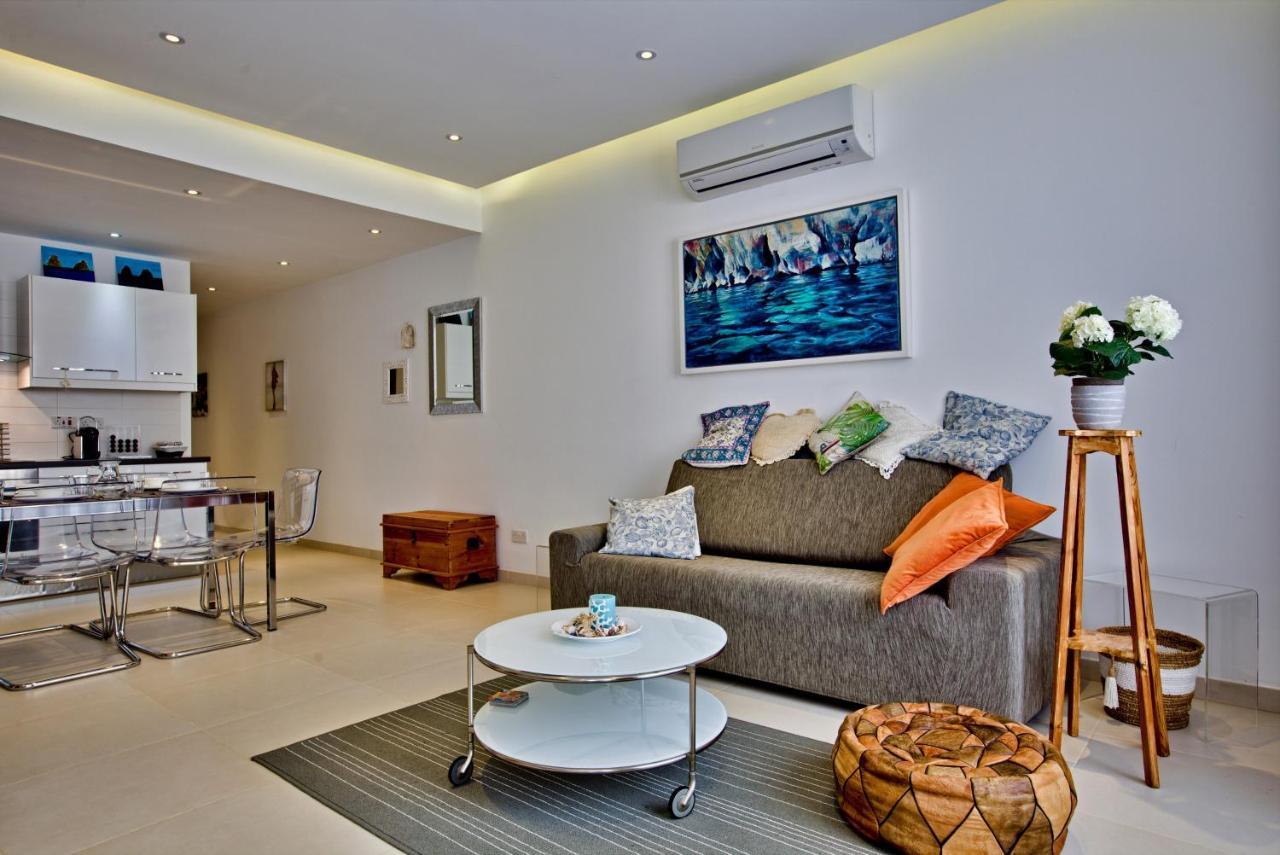 Bright And Central 2 Bedroom Apartment In Слима Экстерьер фото